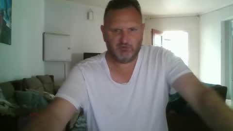 Snapshot of nollie244 chatting on November 3, 2025, 4:58 am Nollie online show from November 3, 2025, 4:58 am