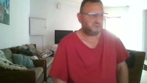 Snapshot of nollie244 chatting on November 5, 2025, 8:14 am Nollie online show from November 5, 2025, 8:14 am