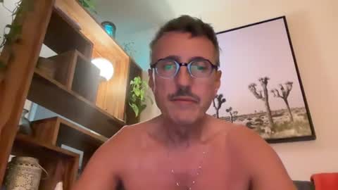 Snapshot of nolo34 chatting on June 13, 2026, 11:35 pm nolo34 online show from June 13, 2026, 11:35 pm