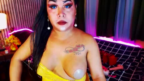 Snapshot of nomercy_mistress_sph chatting on June 23, 2026, 9:18 am I AM YOUR MISTRESS YASSY DON T BE RUDE no ONE LOVE ME i KICK U online show from June 23, 2026, 9:18 am