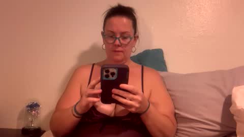 Snapshot of nonipsalldrip chatting on June 8, 2026, 6:14 am NoNipsAllDrip online show from June 8, 2026, 6:14 am
