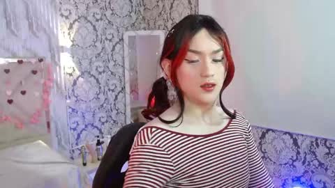 nooah_tay online show from April 27, 2026, 7:01 pm