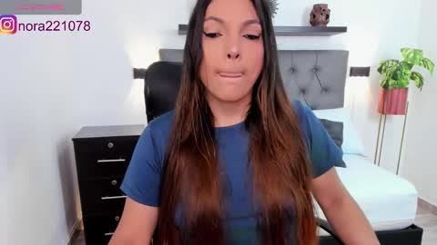 Snapshot of nora22xx chatting on December 7, 2024, 2:31 am Nora online show from December 7, 2024, 2:31 am