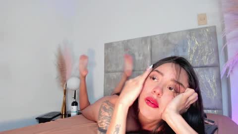 Snapshot of nora_dasilva chatting on February 5, 2025, 4:16 am Nora Da Silva online show from February 5, 2025, 4:16 am