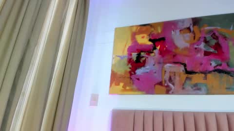 Snapshot of nora_dasilva chatting on March 4, 2025, 8:38 pm Nora Da Silva online show from March 4, 2025, 8:38 pm