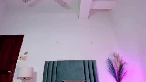 Snapshot of nora_dasilva chatting on March 5, 2025, 5:50 am Nora Da Silva online show from March 5, 2025, 5:50 am