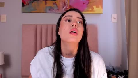 Snapshot of nora_dasilva chatting on October 13, 2025, 6:08 pm Nora Da Silva online show from October 13, 2025, 6:08 pm