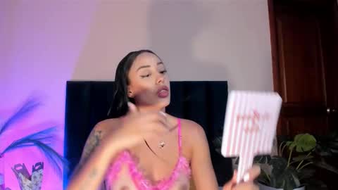 Nora Da Silva online show from February 24, 2026, 11:03 pm