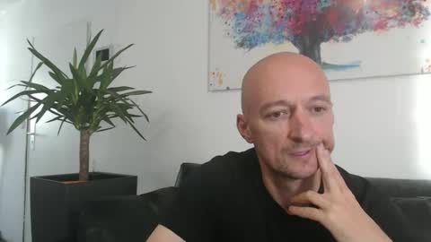 Snapshot of nordicrunner76 chatting on May 25, 2026, 12:55 pm nordicrunner76 online show from May 25, 2026, 12:55 pm
