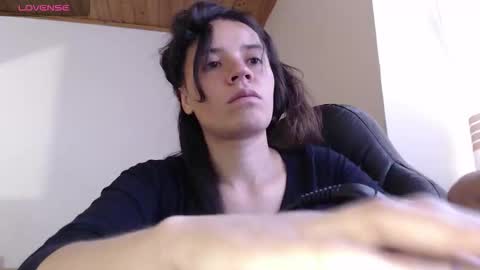 Snapshot of noreen_ chatting on December 1, 2025, 6:35 pm noreen_ online show from December 1, 2025, 6:35 pm