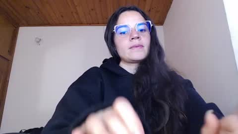 Snapshot of noreen_ chatting on June 22, 2026, 9:12 pm noreen_ online show from June 22, 2026, 9:12 pm