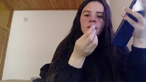 Snapshot of noreen_ chatting on July 15, 2026, 9:31 pm noreen_ online show from July 15, 2026, 9:31 pm