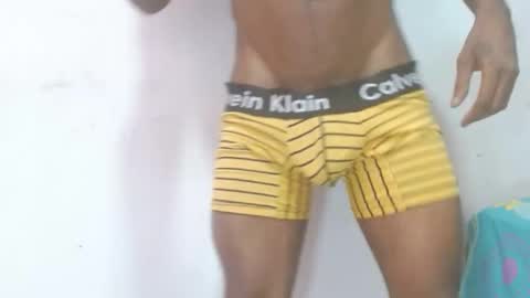 Snapshot of noreno9159 chatting on December 19, 2025, 7:21 pm noreno9159 online show from December 19, 2025, 7:21 pm