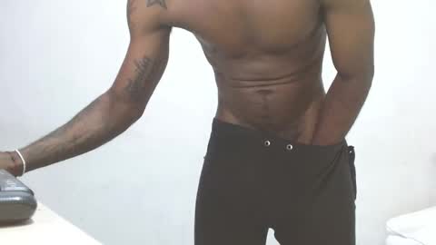 Snapshot of noreno9159 chatting on February 14, 2026, 12:02 pm noreno9159 online show from February 14, 2026, 12:02 pm