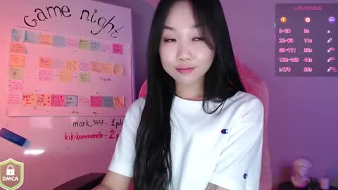 Snapshot of norma_blum chatting on March 7, 2025, 4:24 am eva online show from March 7, 2025, 4:24 am