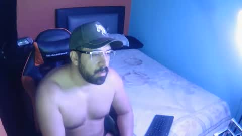 normanabreu online show from May 2, 2026, 2:38 am