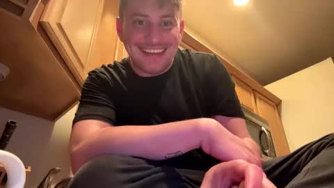 Snapshot of northofsouth_xxx chatting on April 22, 2026, 9:44 am northofsouth_xxx online show from April 22, 2026, 9:44 am