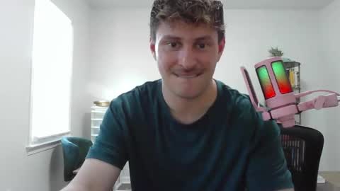 Snapshot of northofsouth_xxx chatting on May 19, 2026, 1:28 pm northofsouth_xxx online show from May 19, 2026, 1:28 pm