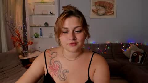 NORA online show from July 30, 2026, 11:37 pm