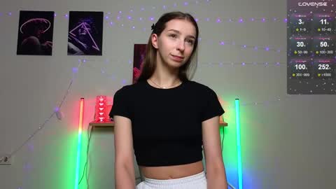 Hello My name is Helene NTMU  Finger up if u like what u see online show from December 13, 2024, 2:16 pm