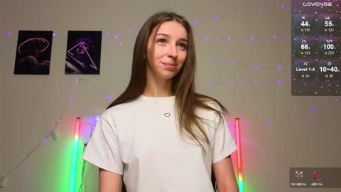 Hello My name is Helene NTMU  Finger up if u like what u see online show from December 15, 2024, 2:16 pm