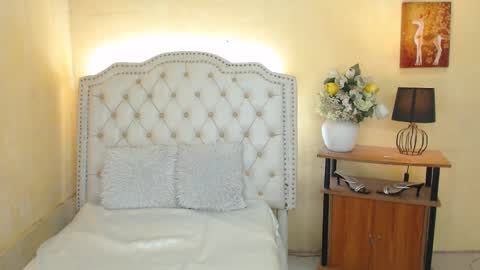 Snapshot of notaestheticallykyline chatting on December 5, 2024, 3:37 am Kyline online show from December 5, 2024, 3:37 am