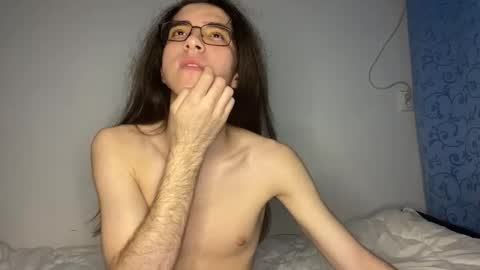 notatheeena online show from September 10, 2025, 4:51 pm