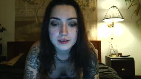 Snapshot of notblondegoth chatting on February 7, 2026, 8:51 am notblondegoth online show from February 7, 2026, 8:51 am