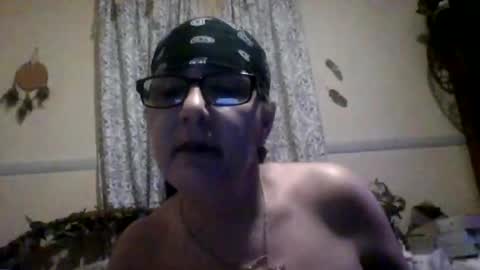 Snapshot of nothingbutthongs chatting on December 19, 2025, 11:01 pm nothingbutthongs online show from December 19, 2025, 11:01 pm