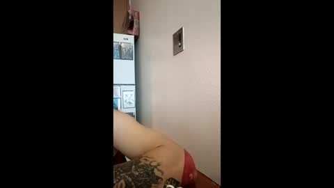 Snapshot of notmedesigned chatting on February 7, 2026, 7:06 pm notmedesigned online show from February 7, 2026, 7:06 pm