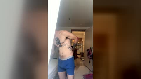 Snapshot of notmedesigned chatting on March 31, 2026, 5:57 pm notmedesigned online show from March 31, 2026, 5:57 pm