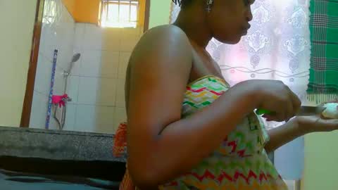 Snapshot of notoy1 chatting on May 12, 2026, 7:38 am notoy1 online show from May 12, 2026, 7:38 am
