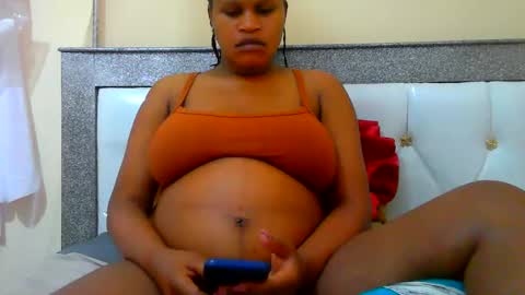 Snapshot of notoy1 chatting on June 3, 2026, 9:42 pm notoy1 online show from June 3, 2026, 9:42 pm