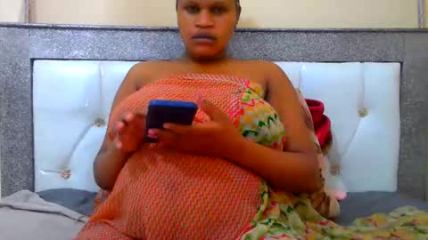Snapshot of notoy1 chatting on June 8, 2026, 12:25 am notoy1 online show from June 8, 2026, 12:25 am