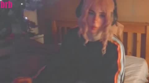 Snapshot of notyourfemboi chatting on October 26, 2025, 1:11 am Lucy online show from October 26, 2025, 1:11 am