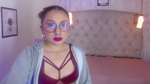 V A L E R Y  online show from March 7, 2026, 12:02 pm