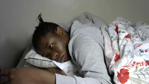 novaah online show from December 18, 2025, 2:17 am