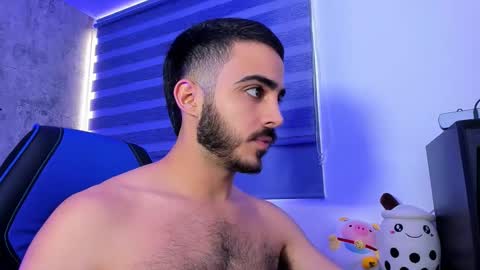 Snapshot of novacry chatting on October 7, 2025, 11:51 am Nova online show from October 7, 2025, 11:51 am