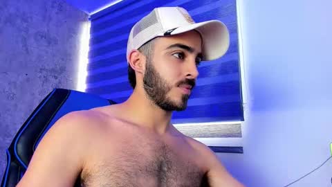 Snapshot of novacry chatting on November 9, 2025, 12:03 pm Nova online show from November 9, 2025, 12:03 pm