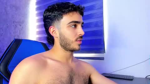 Snapshot of novacry chatting on December 17, 2025, 4:02 pm Nova online show from December 17, 2025, 4:02 pm