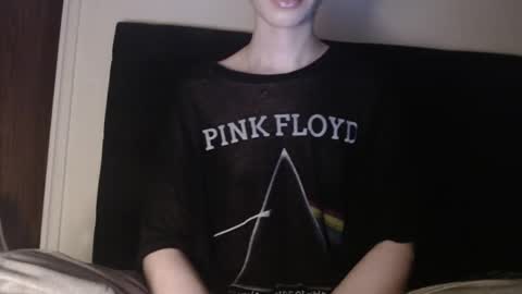 Olivia online show from March 4, 2025, 3:55 am