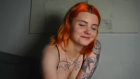 Snapshot of novarem chatting on October 3, 2025, 7:22 pm Nova online show from October 3, 2025, 7:22 pm