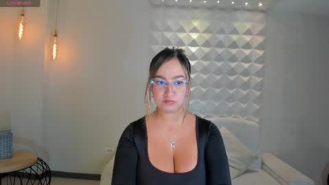 Snapshot of novasinclairx chatting on July 9, 2026, 11:25 am Nova Sinclair online show from July 9, 2026, 11:25 am