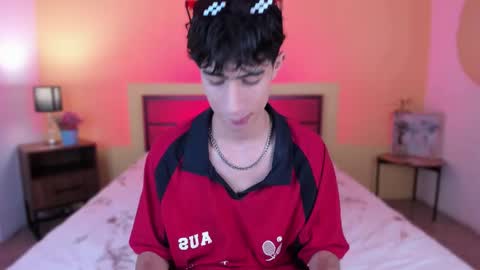 Snapshot of novawheeler chatting on January 7, 2025, 3:35 am Nova online show from January 7, 2025, 3:35 am