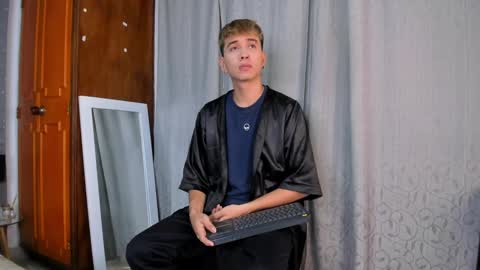 Snapshot of novawheeler chatting on January 30, 2025, 4:37 am Nova online show from January 30, 2025, 4:37 am