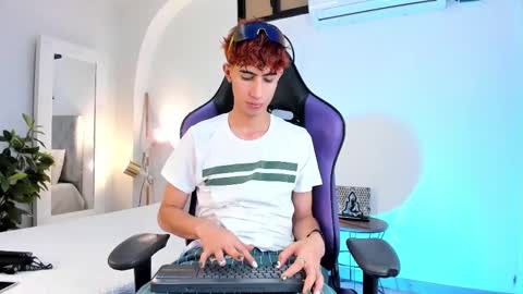 Snapshot of novawheeler chatting on February 24, 2025, 4:38 am Nova online show from February 24, 2025, 4:38 am