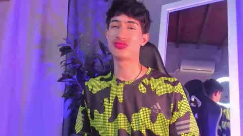 Snapshot of novawheeler chatting on September 21, 2025, 7:04 pm Nova online show from September 21, 2025, 7:04 pm