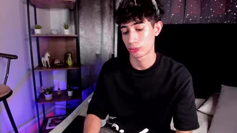 Snapshot of novawheeler chatting on October 30, 2025, 5:24 pm Nova online show from October 30, 2025, 5:24 pm