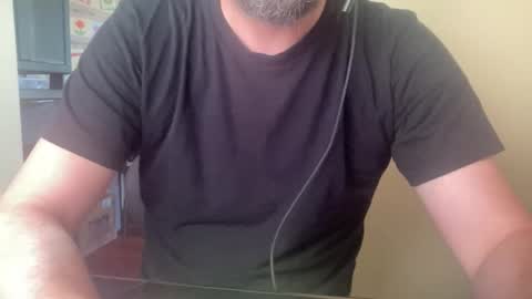 Snapshot of novio_muyalto chatting on December 5, 2025, 7:43 pm novio_muyalto online show from December 5, 2025, 7:43 pm