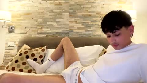 Snapshot of noxnude chatting on May 25, 2026, 9:43 pm noxnude online show from May 25, 2026, 9:43 pm